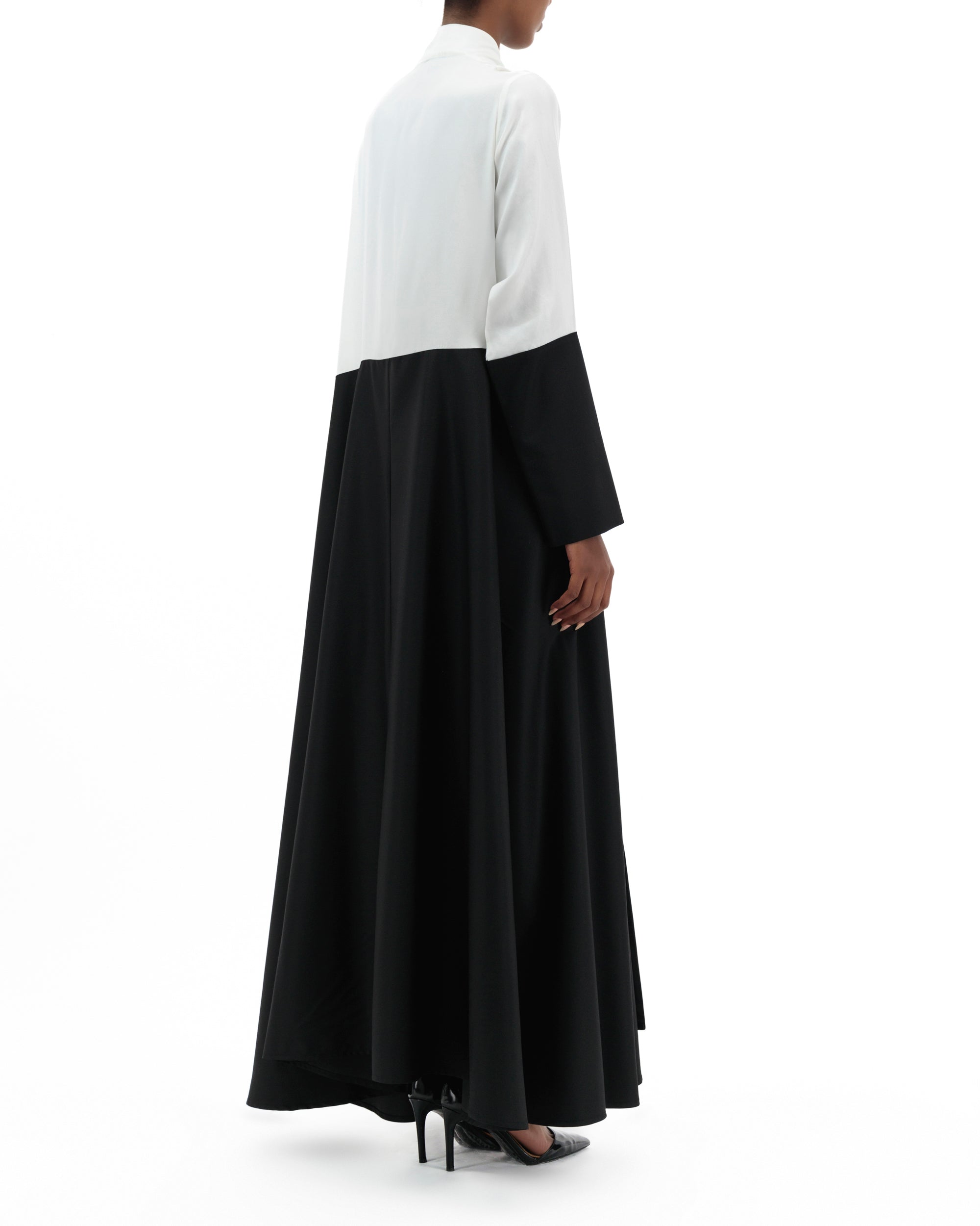 FARA ABAYA