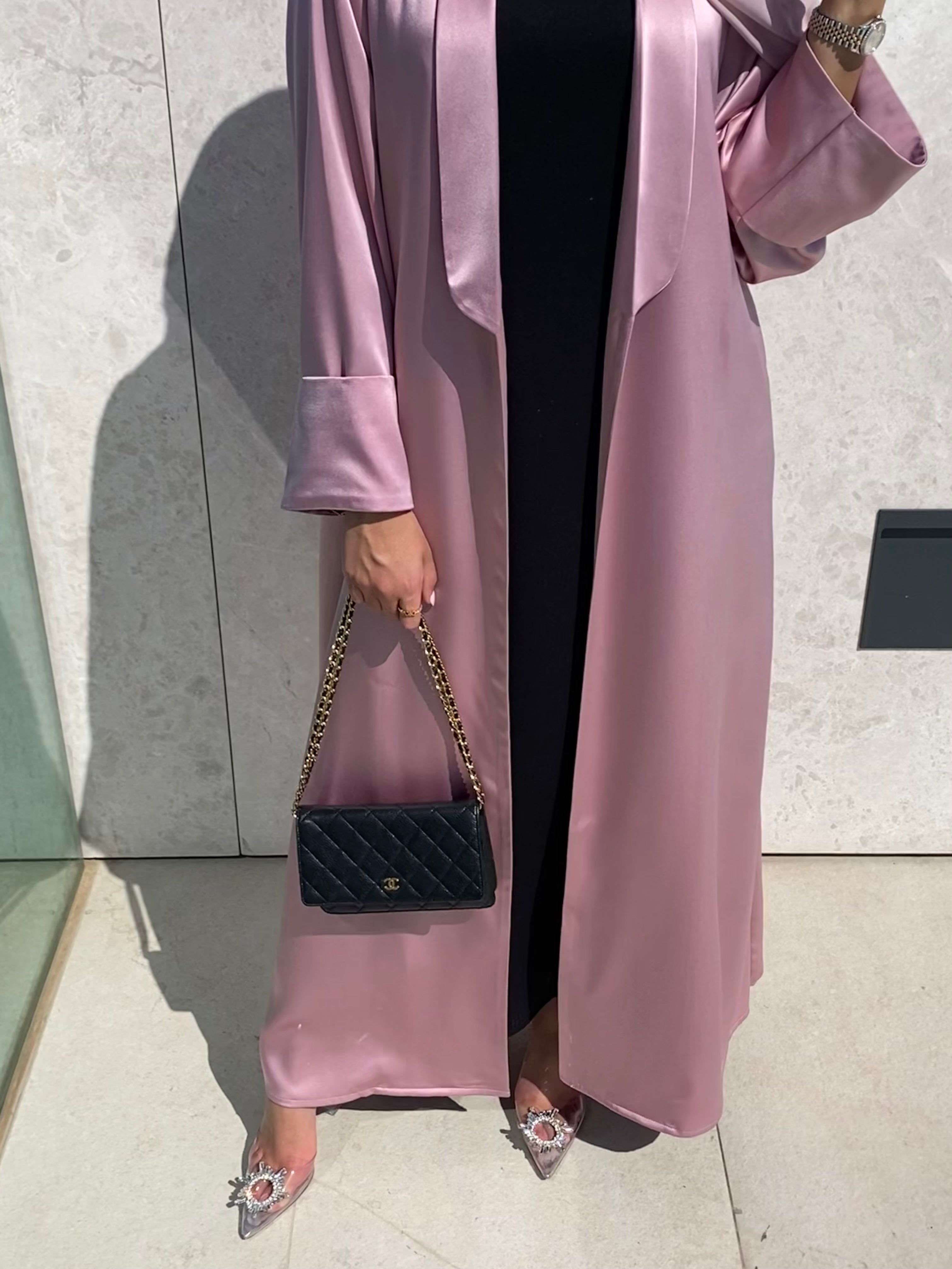 TALIA ABAYA