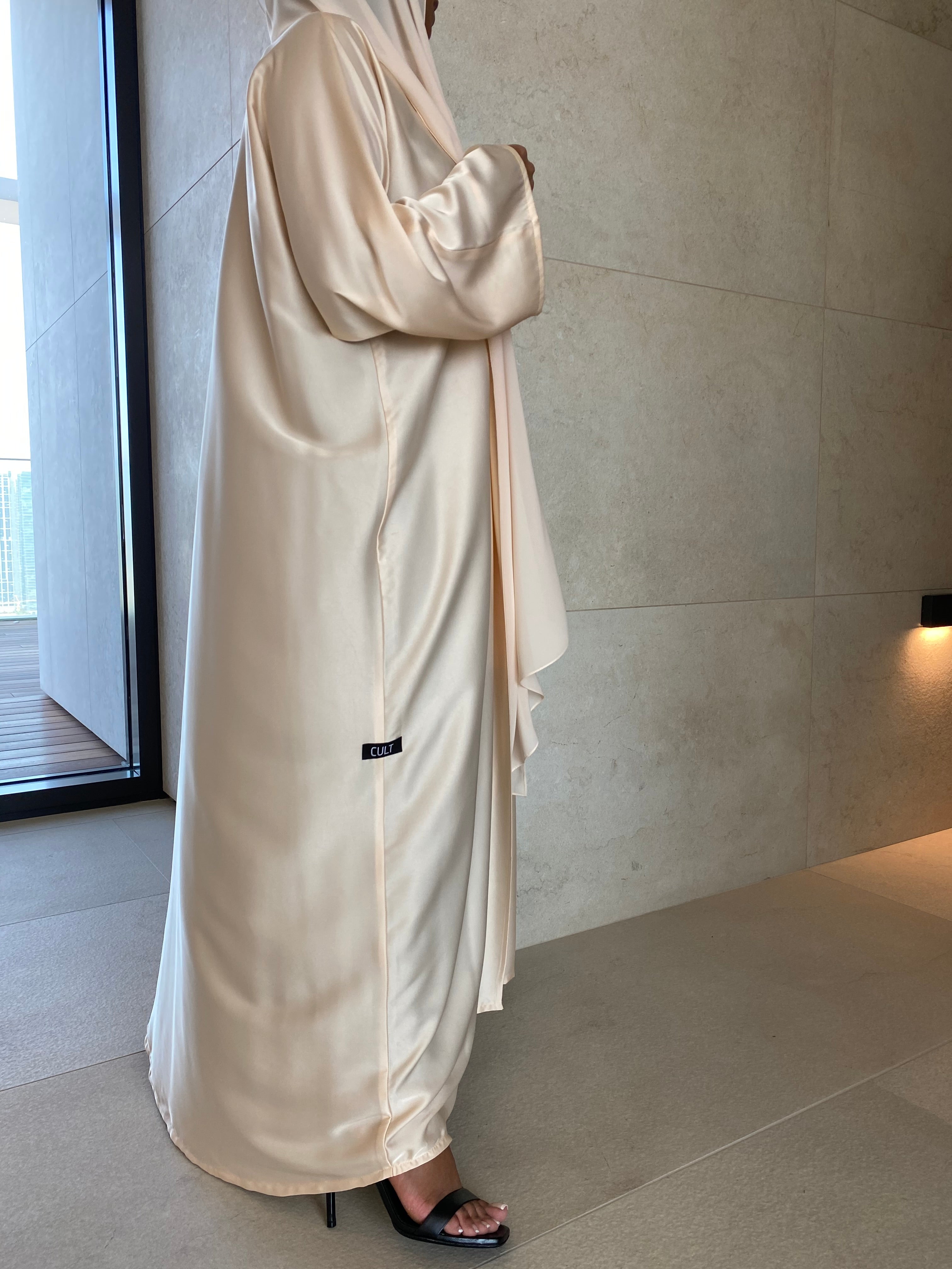 SILK ABAYA