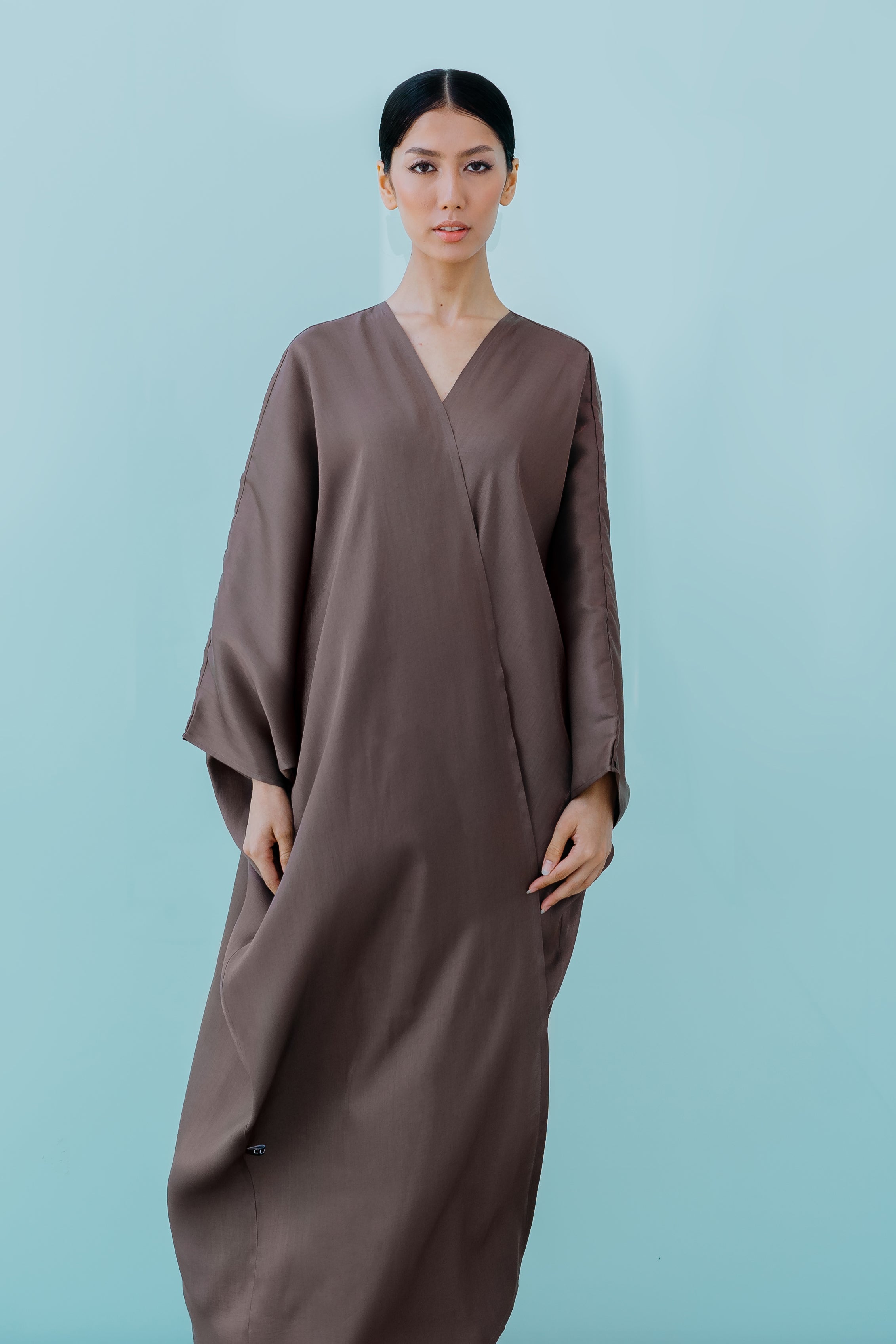 BRONZE ABAYA