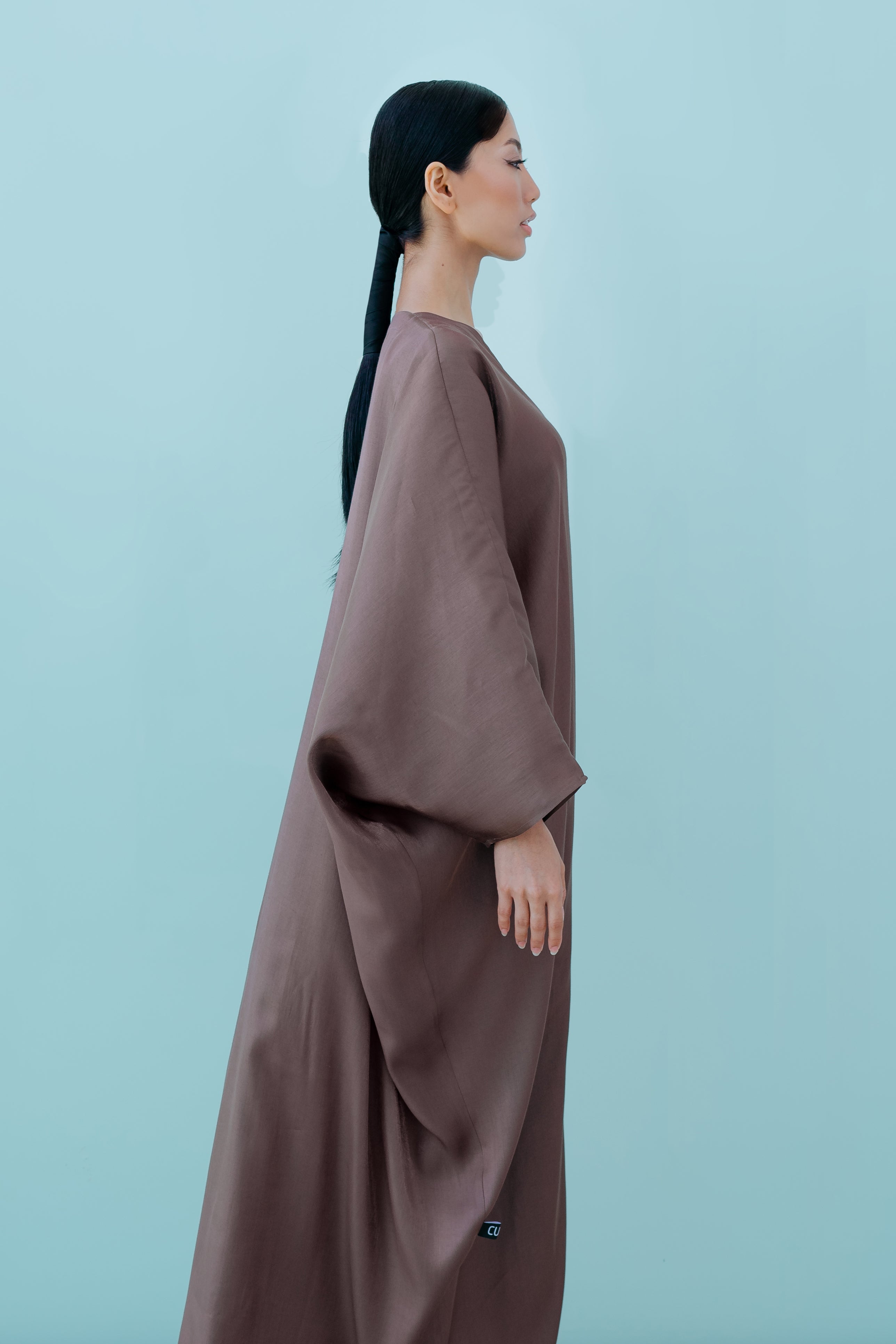 BRONZE ABAYA